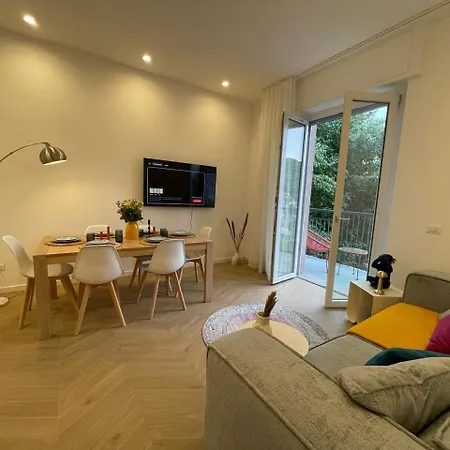 Roccia Apartment *